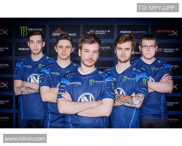 CSGO战术分析:深入探讨EDG在比赛中的盯防策略与执行细节 CSGO战术分析:深入探讨EDG在比赛中的盯防策略与执行细节