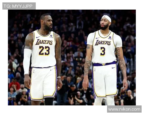 NBA黄蜂对湖人精彩直播全程回顾与赛后分析