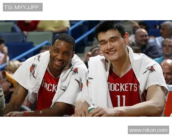 卡维纳与比尔森的激烈对决揭示了球队实力与战术的较量 卡维纳与比尔森的激烈对决揭示了球队实力与战术的较量